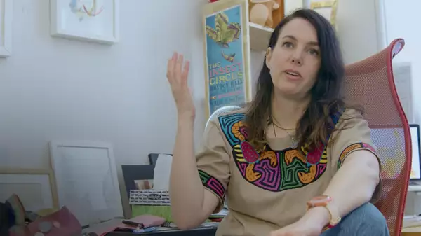 Photo of Anna Meredith in her studio